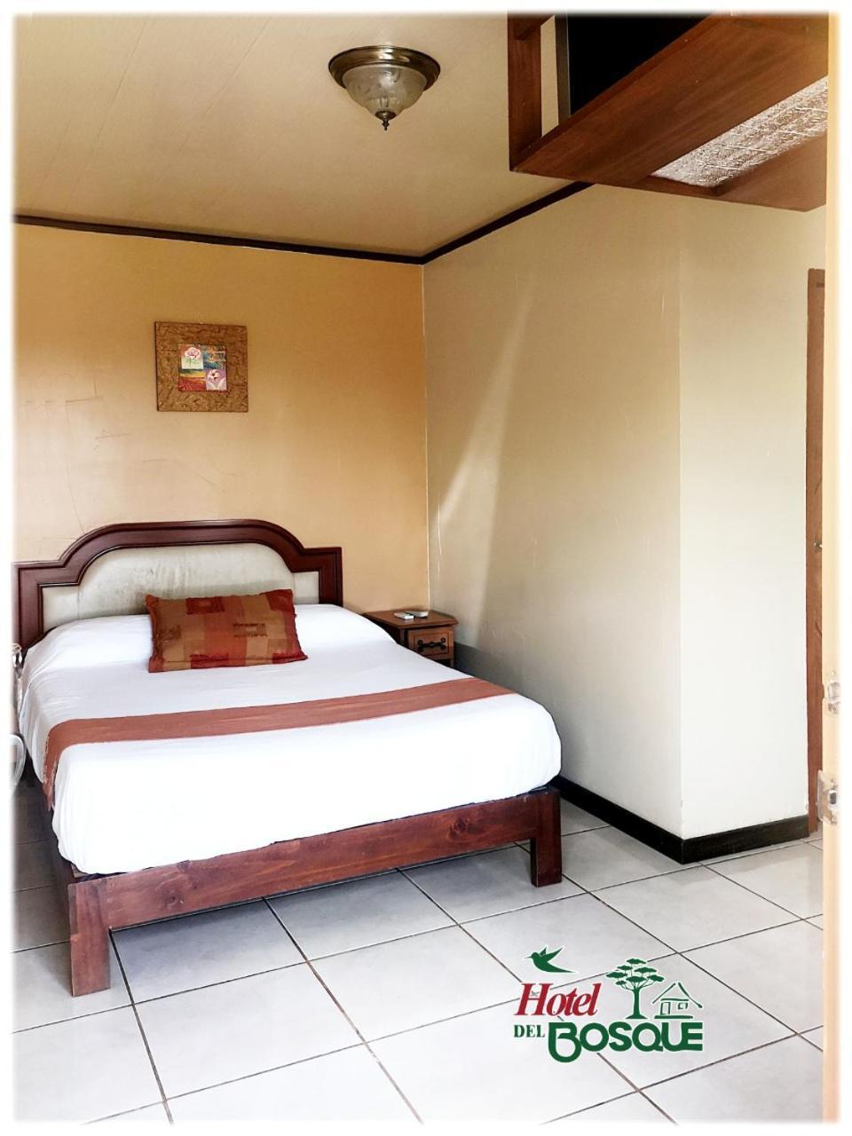 Hotel Del Bosque Rio Cuarto Экстерьер фото