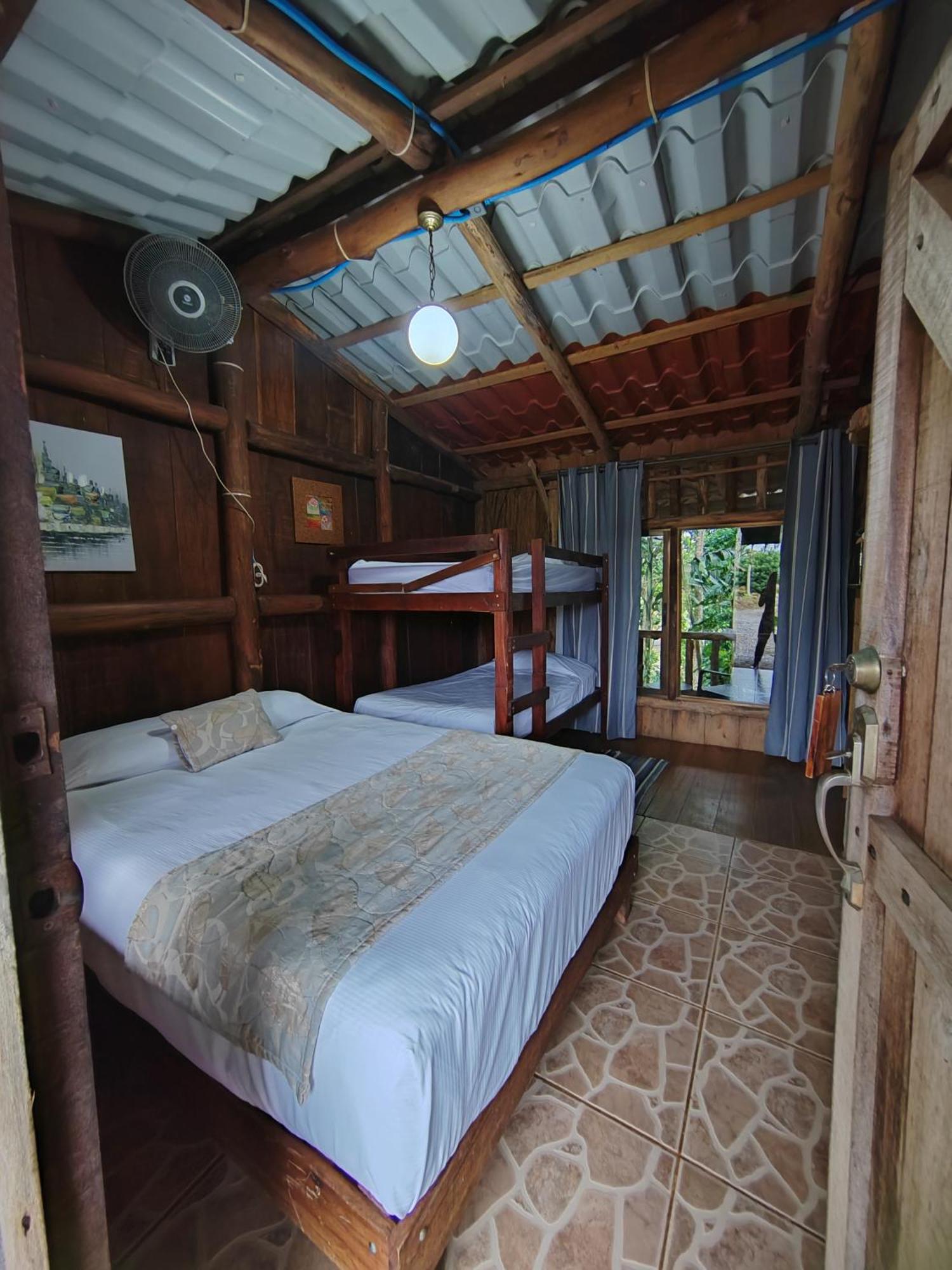 Hotel Del Bosque Rio Cuarto Экстерьер фото